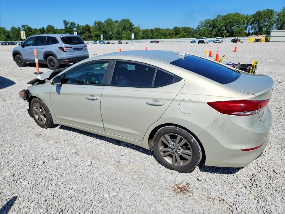 63340896 :رقم المزاد ، 5NPD84LF2HH087576 vin ، 2017 Hyundai Elantra مزاد بيع