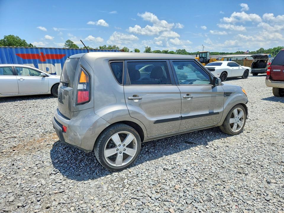 Auction sale of the 2011 Kia Soul, vin: KNDJT2A21B7217204, lot number: 60465646