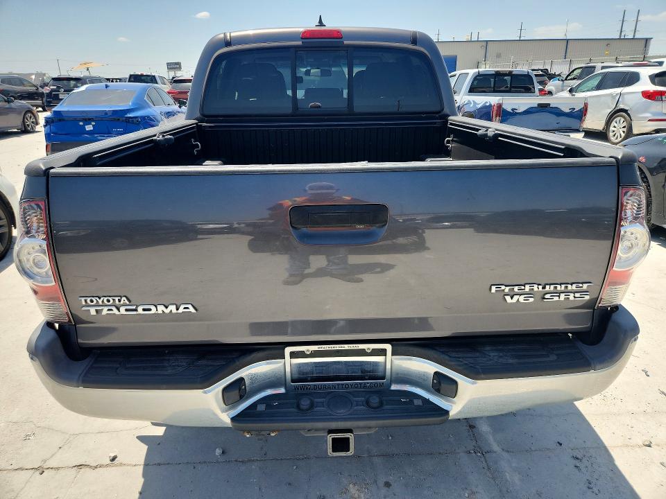 61944586 :رقم المزاد ، 5TFJU4GN6FX087775 vin ، 2015 Toyota Tacoma مزاد بيع