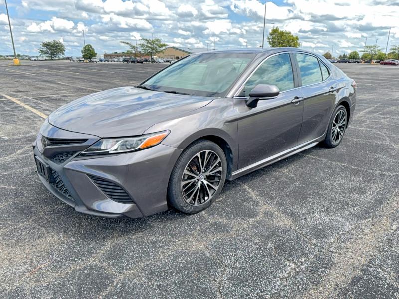 Продаж на аукціоні авто 2018 Toyota Camry, vin: 4T1B11HKXJU560650, номер лоту: 62498586