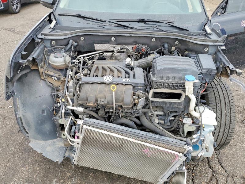 62349556 :رقم المزاد ، 1V2MR2CA5KC589392 vin ، 2019 Volkswagen Atlas مزاد بيع