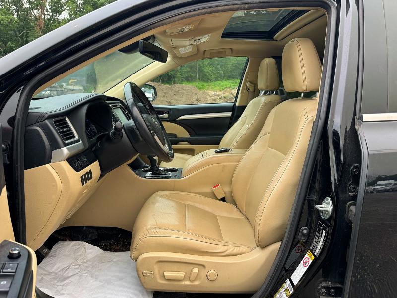 2018 Toyota Highlander მანქანა იყიდება აუქციონზე, vin: 5TDJZRFHXJS897290, აუქციონის ნომერი: 61612596