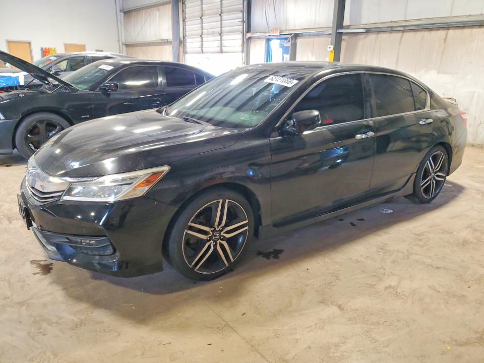 Продаж на аукціоні авто 2017 Honda Accord, vin: 1HGCR3F94HA000343, номер лоту: 62121066