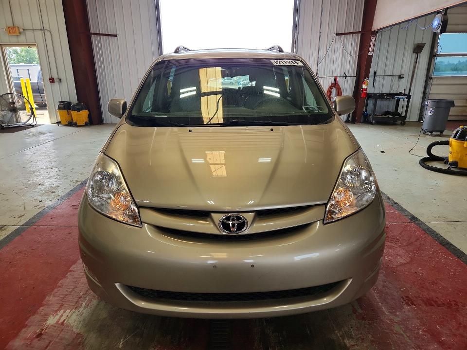 82114405 :رقم المزاد ، 5TDZK22C89S227225 vin ، 2009 Toyota Sienna مزاد بيع