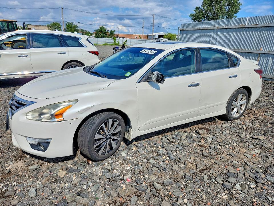 Продажа на аукционе авто 2015 Nissan Altima, vin: 1N4AL3AP9FC598398, номер лота: 62421316