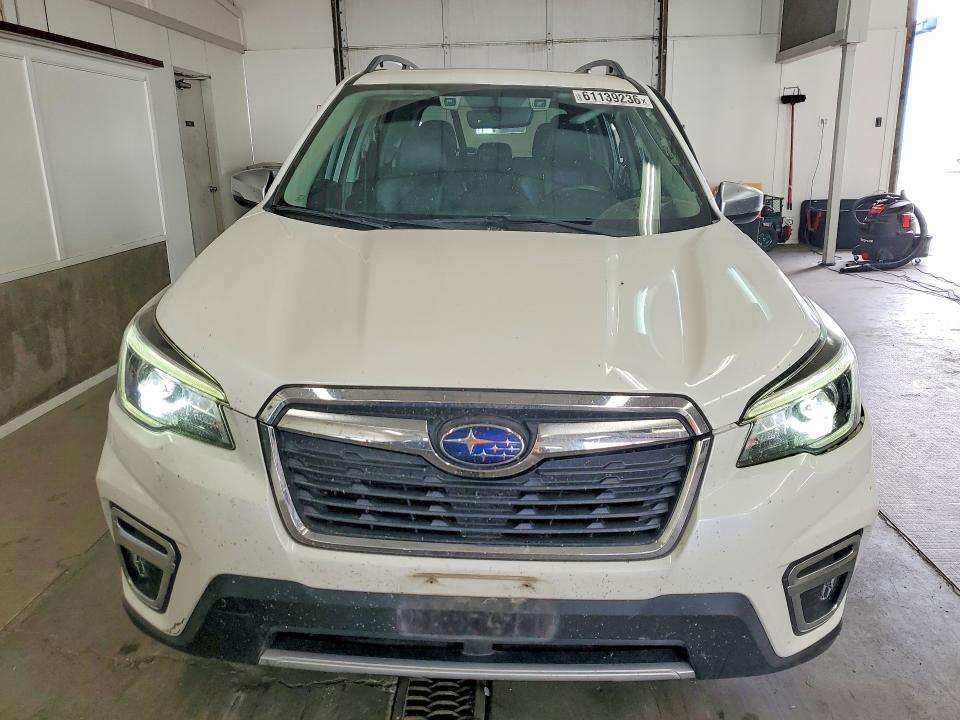Продаж на аукціоні авто 2019 Subaru Forester, vin: JF2SKAWC6KH589300, номер лоту: 61139236