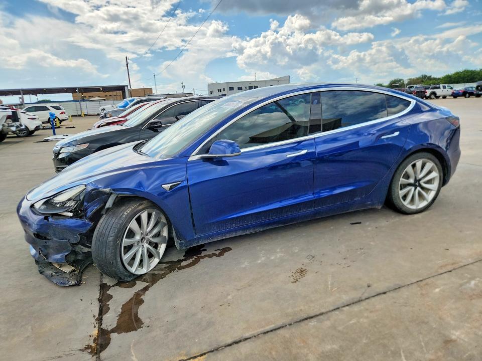 60625786 :رقم المزاد ، 5YJ3E1EA2LF598586 vin ، 2020 Tesla Model 3 مزاد بيع