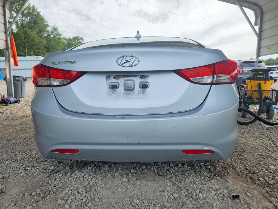 2013 Hyundai Elantra მანქანა იყიდება აუქციონზე, vin: 5NPDH4AE3DH429251, აუქციონის ნომერი: 62399726