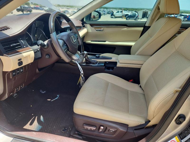 61812276 :رقم المزاد ، 58ABK1GGXGU018203 vin ، 2016 Lexus Es مزاد بيع