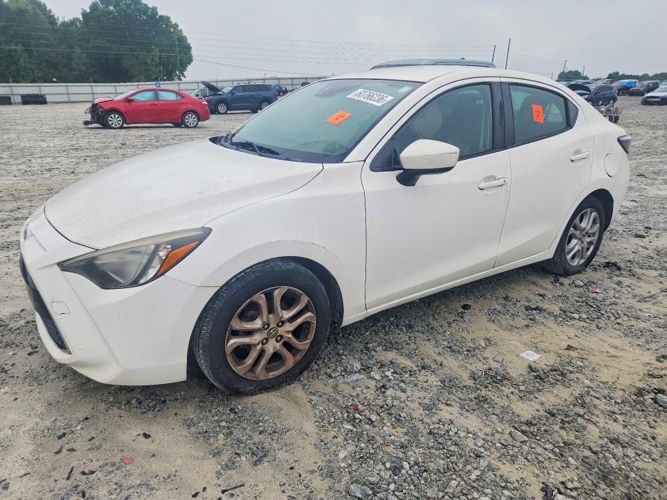 60766236 :رقم المزاد ، 3MYDLBYV0HY168891 vin ، 2017 Toyota Yaris Ia مزاد بيع