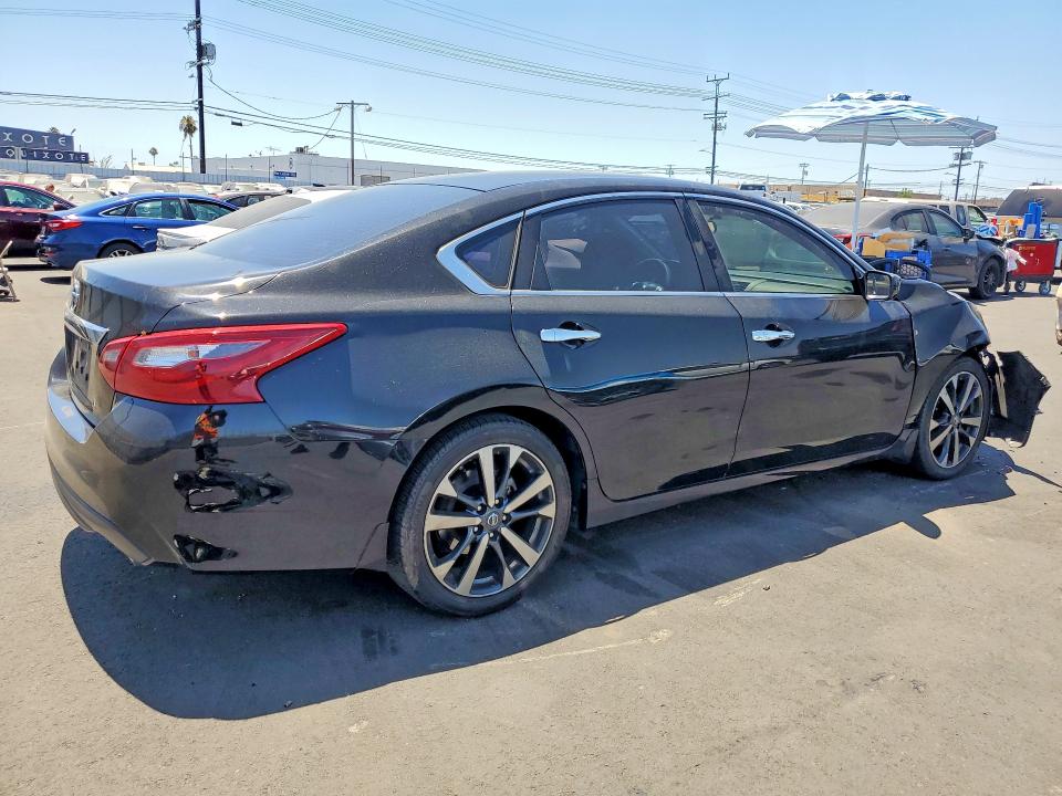 Aukcja sprzedaży 2018 Nissan Altima, vin: 1N4AL3AP4JC100777, numer aukcji: 60719836