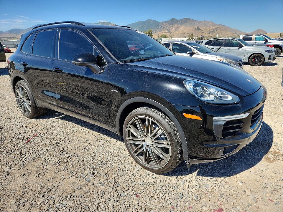 Продаж на аукціоні авто 2016 Porsche Cayenne, vin: WP1AF2A25GKA41476, номер лоту: 85636095