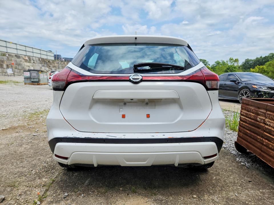 60676866 :رقم المزاد ، 3N1CP5BV6ML549695 vin ، 2021 Nissan Kicks مزاد بيع