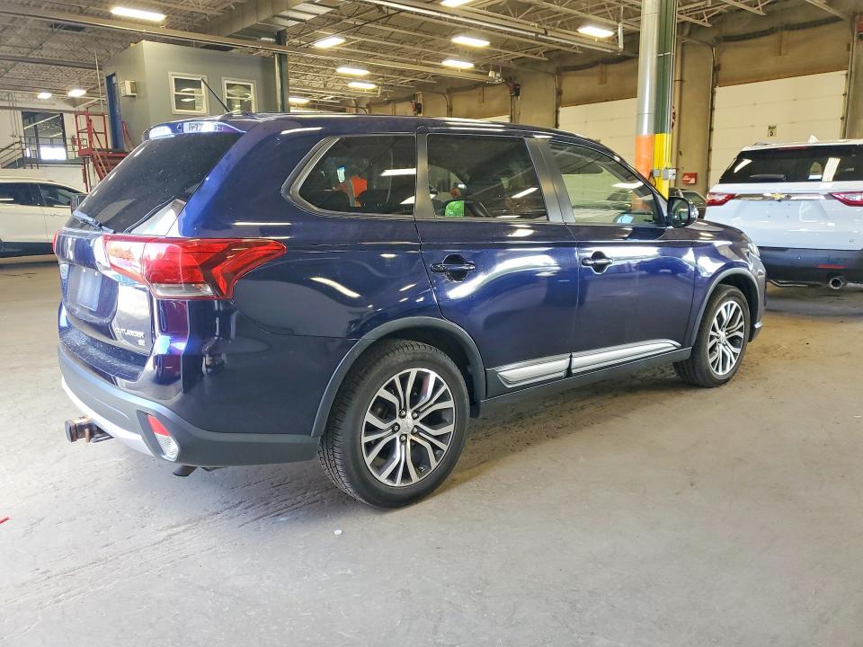 Продаж на аукціоні авто 2016 Mitsubishi Outlander, vin: JA4AZ3A38GZ062413, номер лоту: 61202096