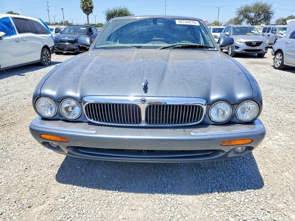 Продажа на аукционе авто 2000 Jaguar Xj8, vin: SAJDA14C7YLF16671, номер лота: 59744476