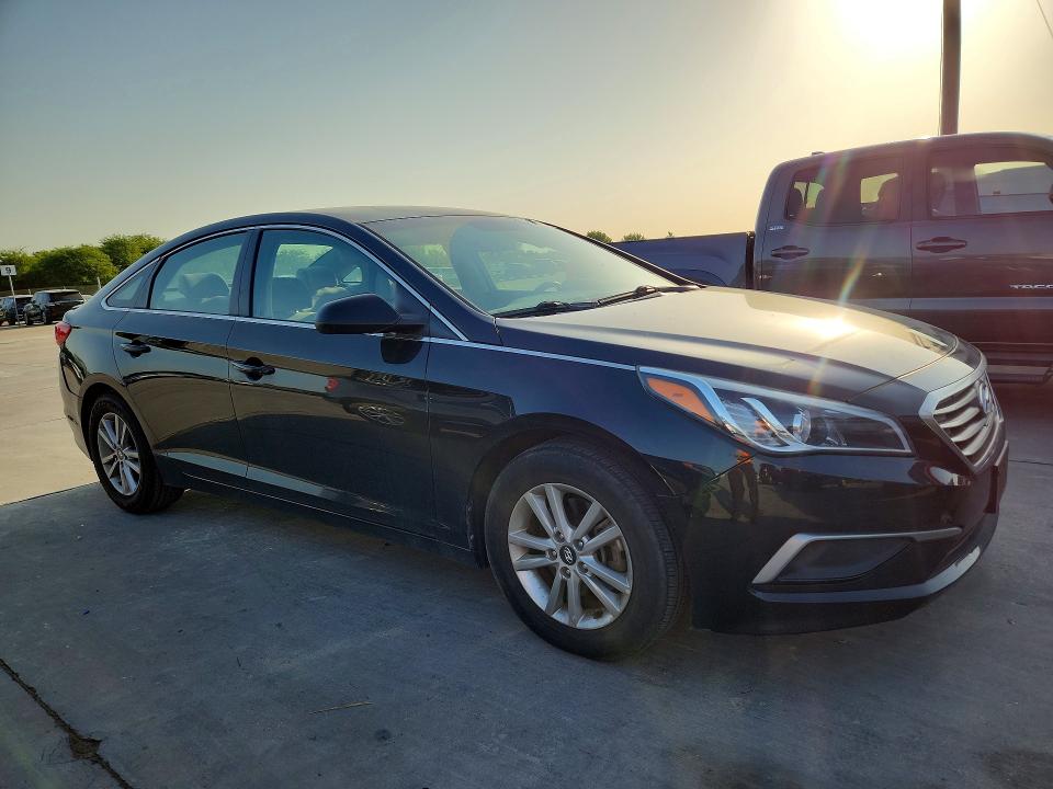 Продажа на аукционе авто 2017 Hyundai Sonata, vin: 5NPE24AF0HH557953, номер лота: 62163146