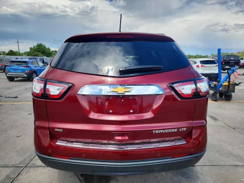 Продаж на аукціоні авто 2015 Chevrolet Traverse, vin: 1GNKVHKDXFJ333115, номер лоту: 60093546