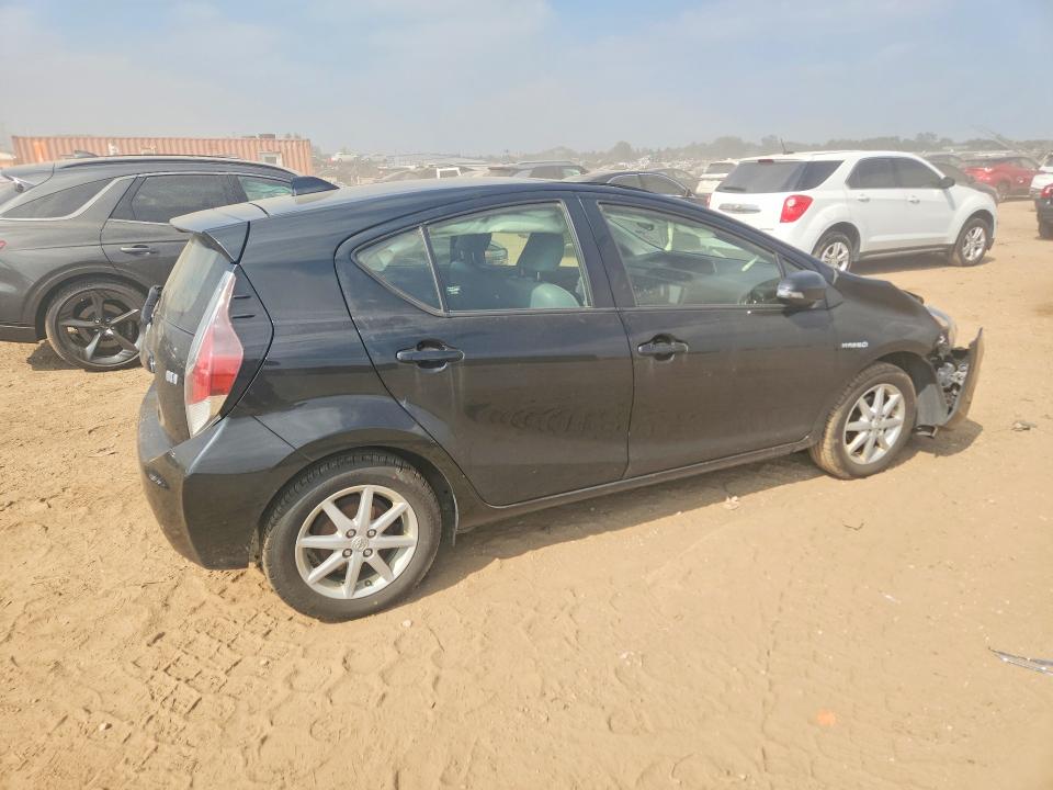 Продаж на аукціоні авто 2015 Toyota Prius C, vin: JTDKDTB3XF1090590, номер лоту: 61982166