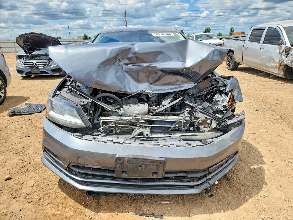 Продажа на аукционе авто 2017 Volkswagen Jetta, vin: 3VWDB7AJXHM221266, номер лота: 62232366