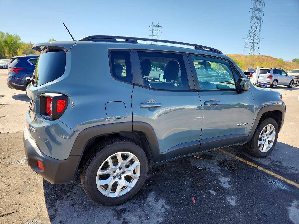 2016 Jeep Renegade მანქანა იყიდება აუქციონზე, vin: ZACCJBBT4GPC86369, აუქციონის ნომერი: 61417446