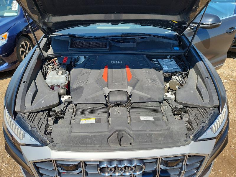Продаж на аукціоні авто 2022 Audi Sq8, vin: WA1CWBF10ND001666, номер лоту: 59587366