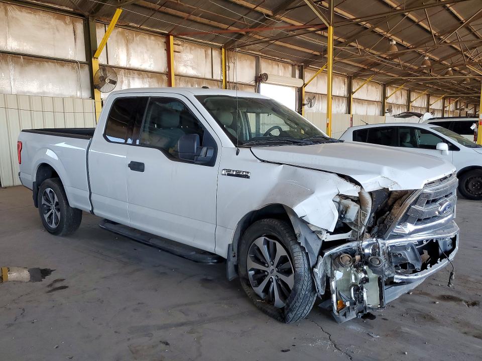 Auction sale of the 2017 Ford F150, vin: 1FTFX1EFXHKC07973, lot number: 62138646