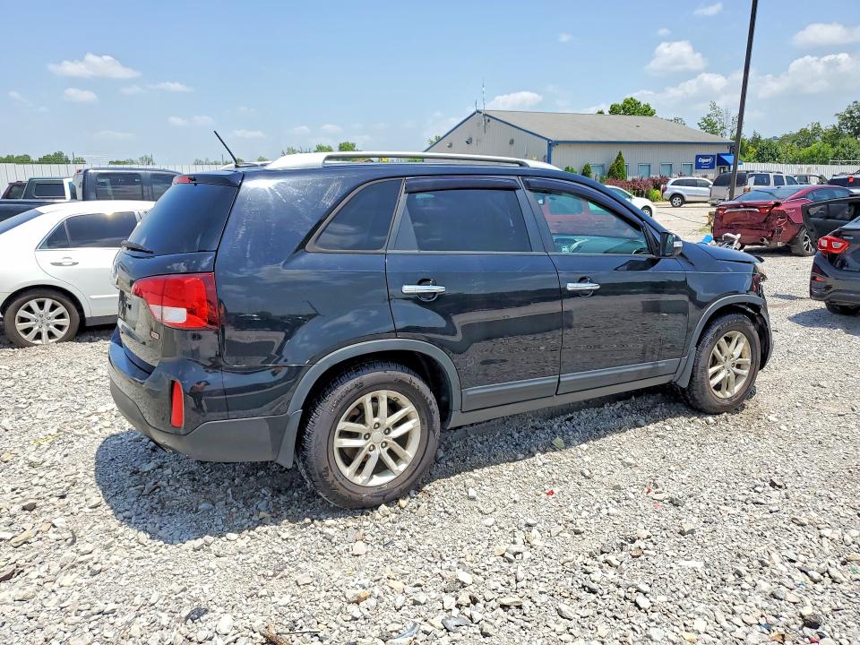 58751106 :رقم المزاد ، 5XYKT4A60FG640237 vin ، 2015 Kia Sorento مزاد بيع