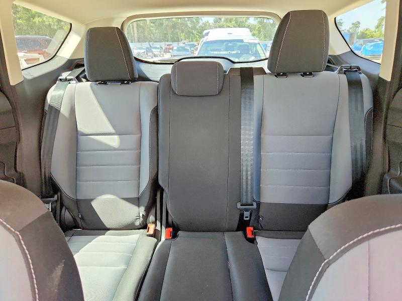 61925216 :رقم المزاد ، 1FMCU0F70JUA07168 vin ، 2018 Ford Escape مزاد بيع
