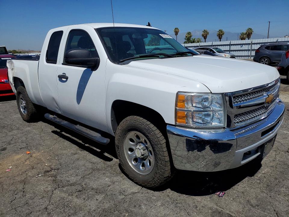 Продаж на аукціоні авто 2013 Chevrolet Silverado, vin: 1GCRKREA9DZ110750, номер лоту: 62927426