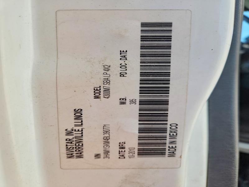 59149486 :رقم المزاد ، 3HAMYSKM4BL390771 vin ، 2011 International 4000 مزاد بيع