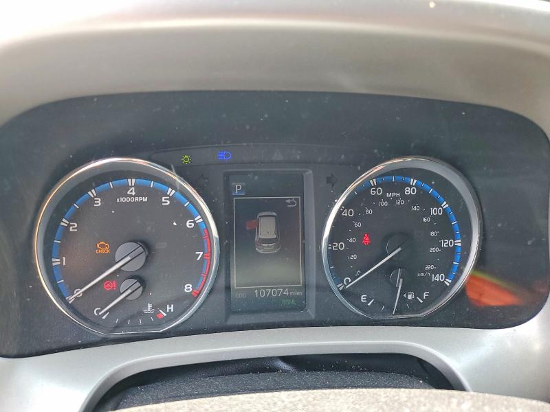 63039326 :رقم المزاد ، 2T3YFREV3JW415465 vin ، 2018 Toyota Rav4 مزاد بيع