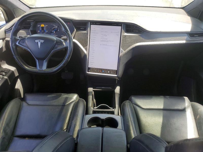 Продаж на аукціоні авто 2018 Tesla Model X, vin: 5YJXCAE20JF123676, номер лоту: 59825076
