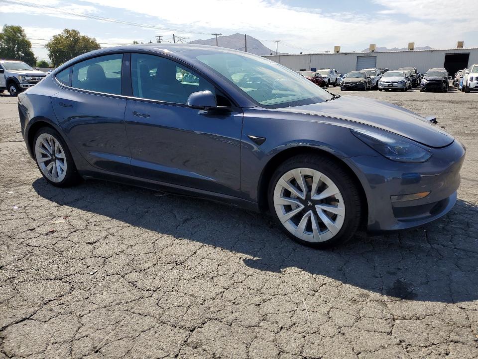 61942446 :رقم المزاد ، 5YJ3E1EA2PF570597 vin ، 2023 Tesla Model 3 مزاد بيع
