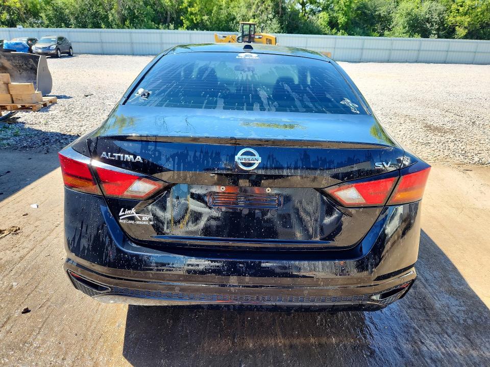 60124456 :رقم المزاد ، 1N4BL4DV4MN403068 vin ، 2021 Nissan Altima مزاد بيع