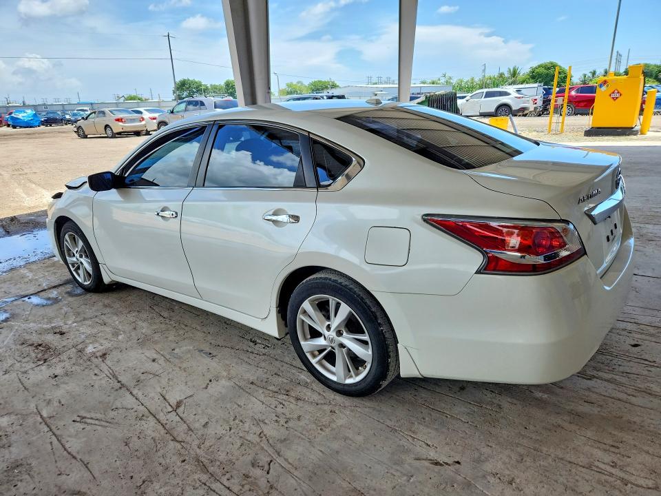 2015 Nissan Altima მანქანა იყიდება აუქციონზე, vin: 1N4AL3AP4FC209943, აუქციონის ნომერი: 60188196