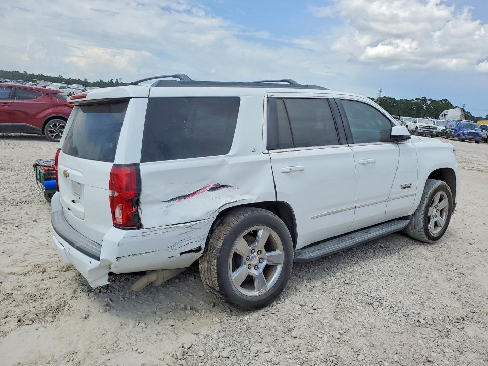 55406976 :رقم المزاد ، 1GNSCBKC3HR116861 vin ، 2017 Chevrolet Tahoe مزاد بيع