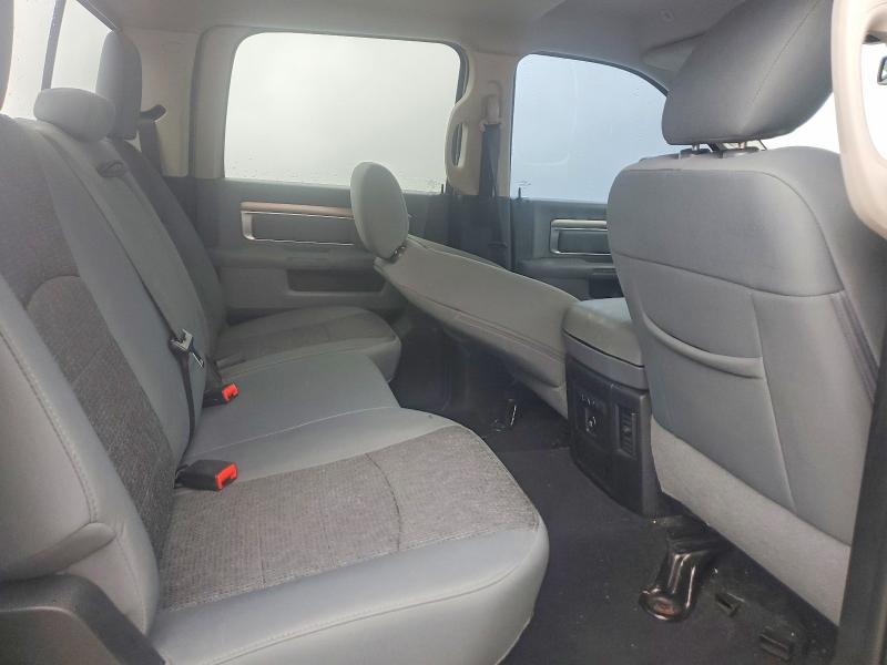 57860716 :رقم المزاد ، 3C6RR7LT9JG227185 vin ، 2018 Ram 1500 مزاد بيع