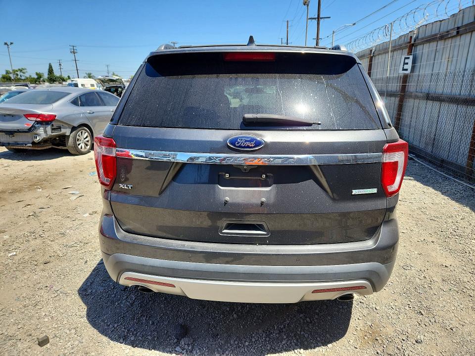 61070246 :رقم المزاد ، 1FM5K7DH7HGB63834 vin ، 2017 Ford Explorer مزاد بيع