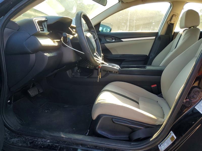 60684846 :رقم المزاد ، 2HGFC2F57JH540928 vin ، 2018 Honda Civic مزاد بيع