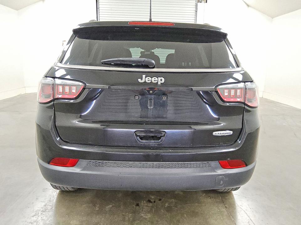54905296 :رقم المزاد ، 3C4NJCBB8MT592517 vin ، 2021 Jeep Compass مزاد بيع