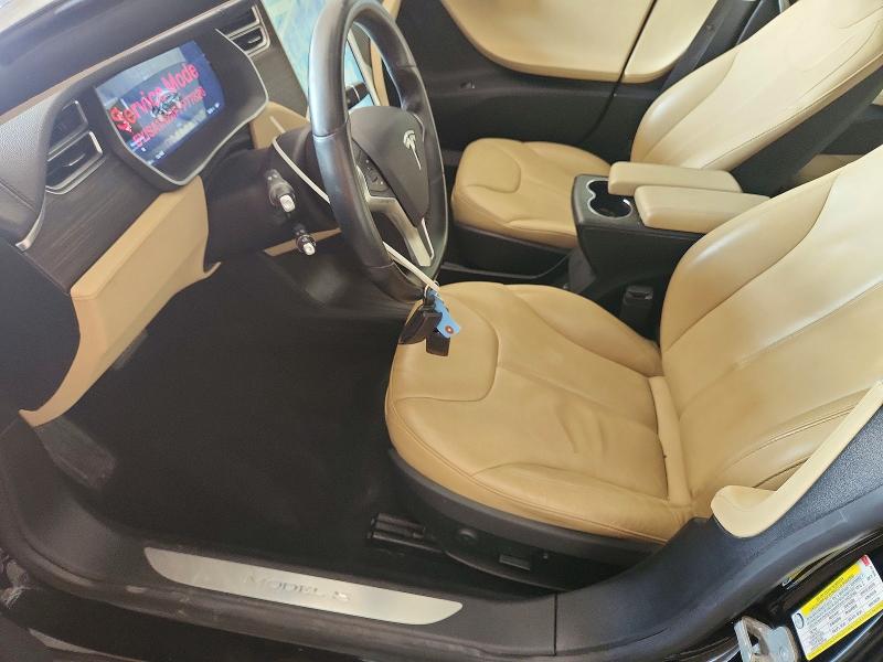 Aukcja sprzedaży 2015 Tesla Model S, vin: 5YJSA1H24FFP77826, numer aukcji: 61304436