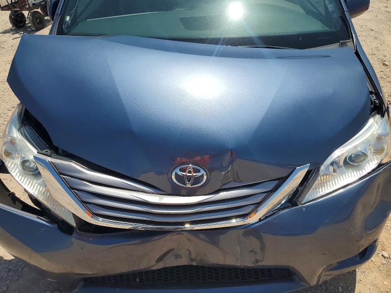 Продажа на аукционе авто 2017 Toyota Sienna, vin: 5TDYZ3DC2HS874440, номер лота: 60800486