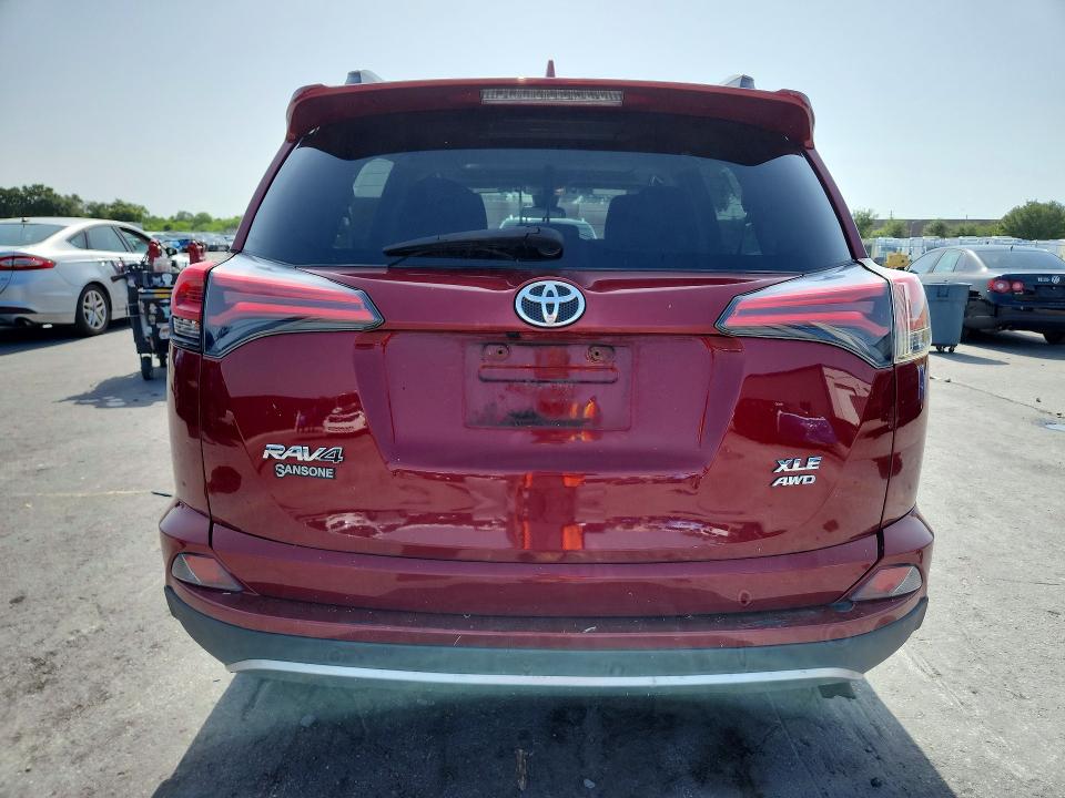 Продаж на аукціоні авто 2018 Toyota Rav4, vin: 2T3RFREV8JW789364, номер лоту: 60423616
