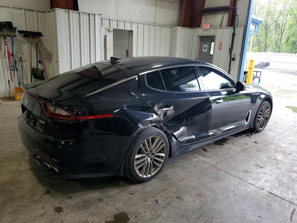 85604825 :رقم المزاد ، KNAE15LAXJ6013113 vin ، 2018 Kia Stinger مزاد بيع