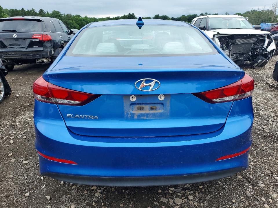 59957166 :رقم المزاد ، 5NPD84LF9JH248415 vin ، 2018 Hyundai Elantra مزاد بيع