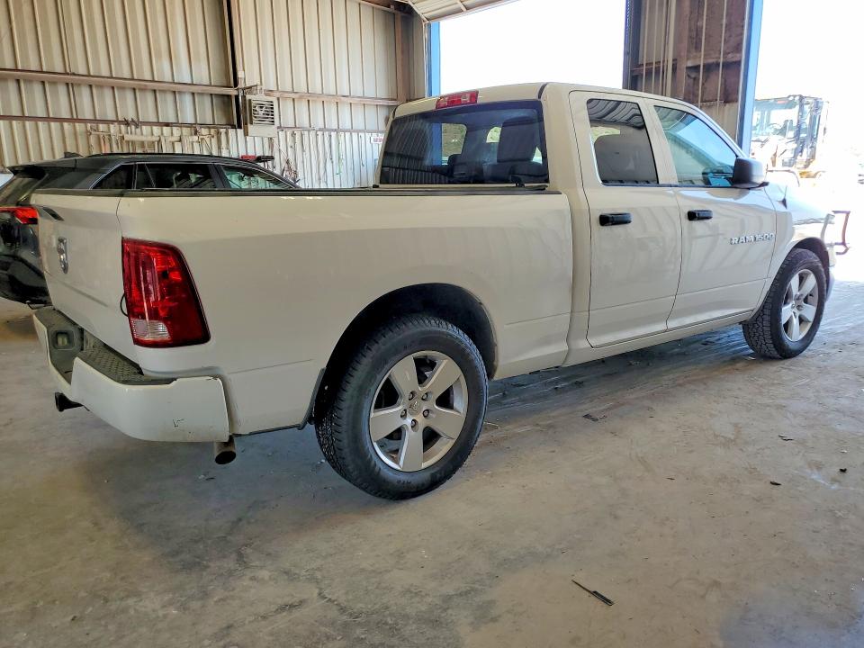 61809066 :رقم المزاد ، 1D7RB1GKXBS635982 vin ، 2011 Dodge Ram 1500 مزاد بيع