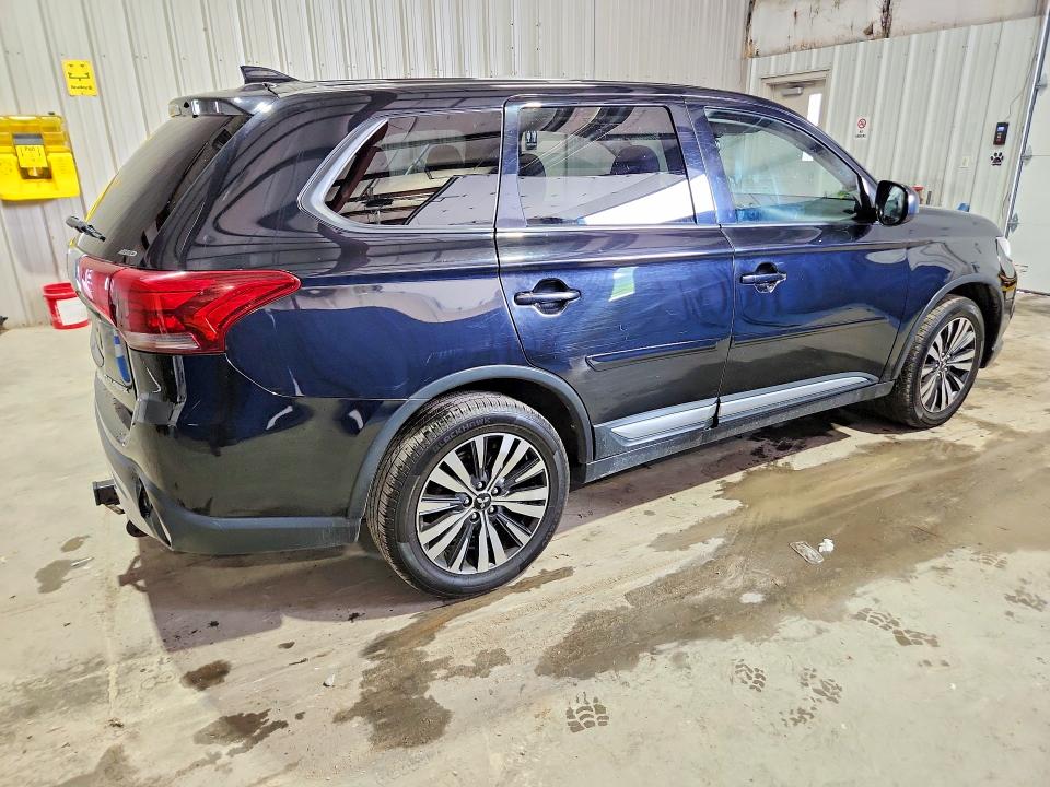 Продаж на аукціоні авто 2019 Mitsubishi Outlander, vin: JA4AZ3A3XKZ006028, номер лоту: 63019726