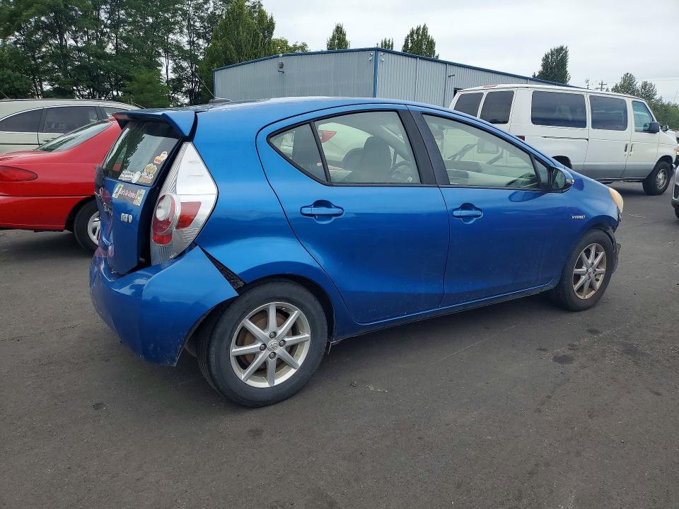 59725086 :رقم المزاد ، JTDKDTB3XC1014072 vin ، 2012 Toyota Prius C مزاد بيع