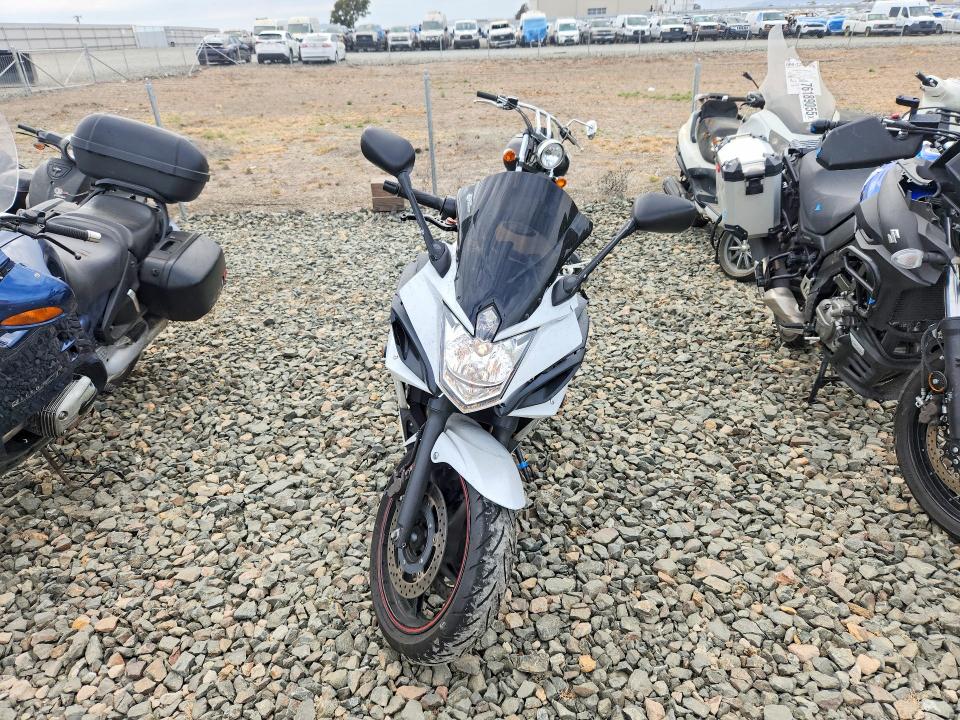 Продажа на аукционе авто 2013 Yamaha Fz6r, vin: JYARJ18Y6DA002335, номер лота: 60850996