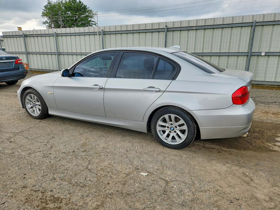 60765666 :رقم المزاد ، WBAVB135X6PT19190 vin ، 2006 Bmw 325 مزاد بيع